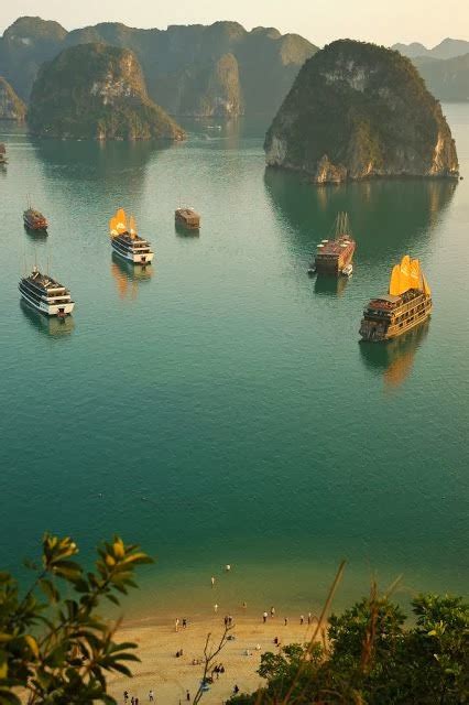 Alluring Planet: Ha Long Bay Vietnam