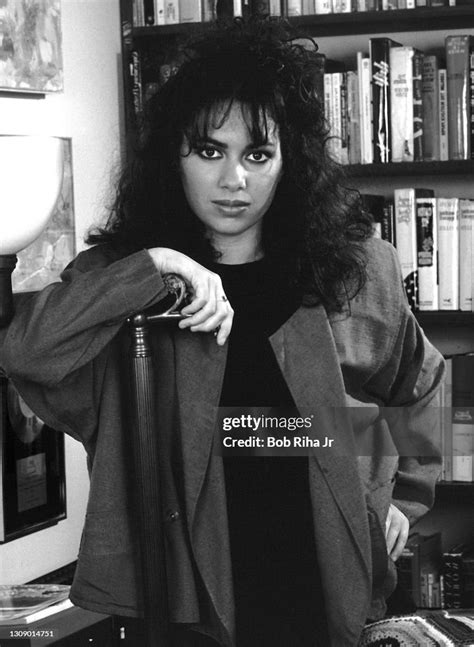 Susanna Hoffs At Her Mothers Home April 23 1987 In Santa Monica