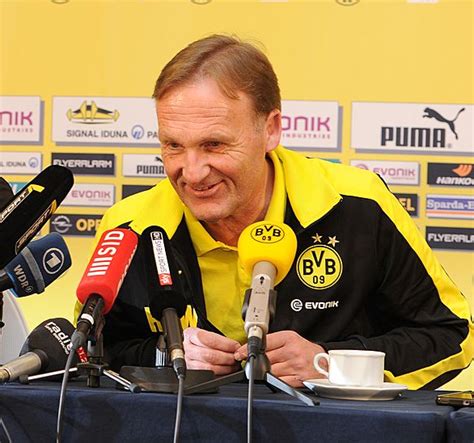 Bvb Chef Aki Watzke Kommt Nach D Ren Dn News