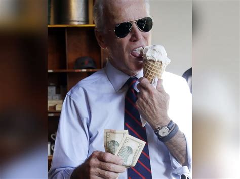 Joe Biden Eats Ice Cream 'Like a Boss' - ABC News