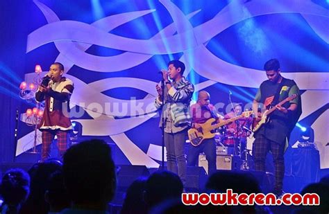 Gambar Foto Ran Di Konser Kahitna Years Anniversary Love Festival