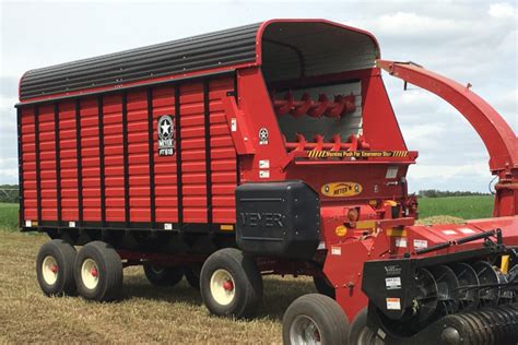 Product Meyer Farm Equipment Forage Boxes Front Unloaders