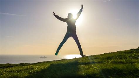 Britain’s Best Coastal Walks: Hiking The White Cliffs Of Dover