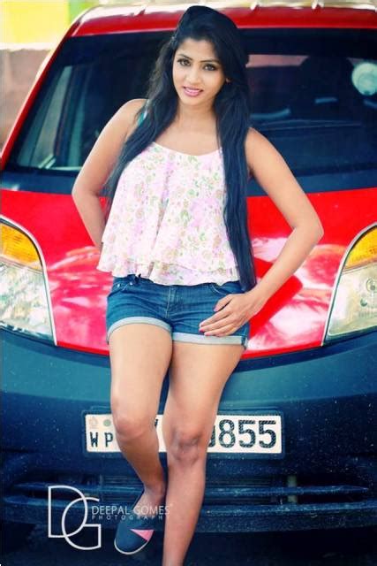 Sri Lankan Hot Models Thushi Lakmali Sexy Photos