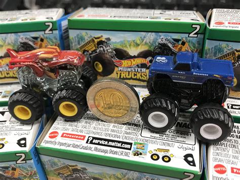 Hot wheels Monster Trucks Mini Mystery Trucks 架 迷你 大腳八 一套 盲盒 非 Tomica 車仔 rc truck 興趣及遊戲 玩具