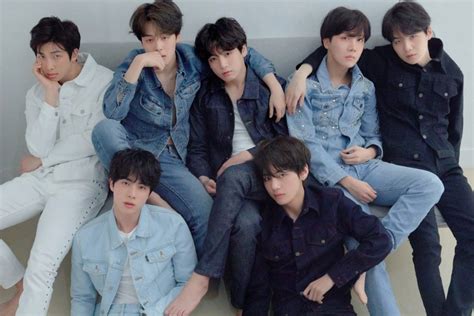 BTS Becomes 1st Korean Artist To Top Billboard S Vinyl Albums Chart