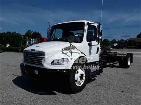 Freightliner M2 106 2014 Medium Trucks