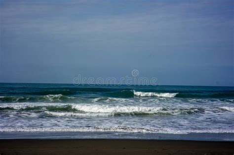 Powerful Foamy Sea Waves Rolling And Splashing Over Water Surface