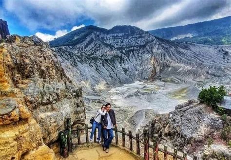 Megahnya Wisata Alam Gunung Tangkuban Perahu Yang Mengagumkan Dibalik