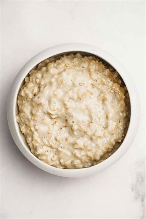 5 minutes Oatmeal Porridge - Only 3 ingredients ! Sweetly Cakes