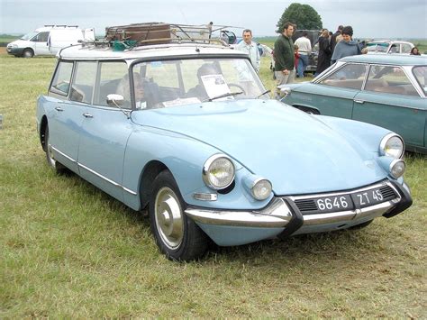 Citroen ID19 Break Quivières 20 juin 2010 On dirait un Flickr