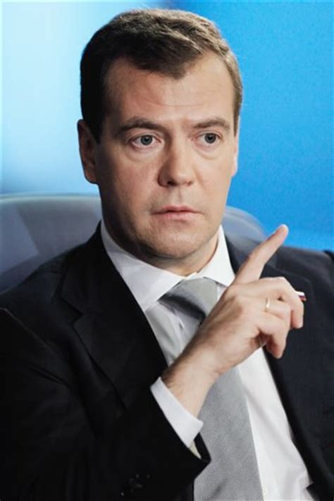 Medvedev Wants 2nd Term But Won T Challenge Putin