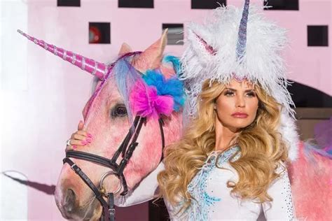 Katie Price On How She S Learned To Love Her Scars After She Has Her Eighth Boob Job Daily