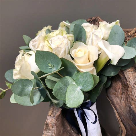 Neda Decorations Bridal Bouquet White Callas Roses Eucalyptus