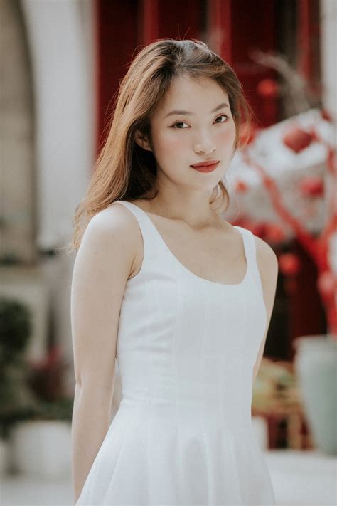 Hot girl 7 thứ tiếng Khánh Vy tái xuất với màn bắn tiếng Anh siêu đỉnh tại TED Talks lần đầu