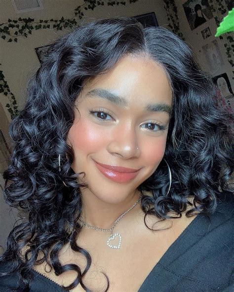 ⋆ ☽ Kiara 𖤐 ⋆ On Instagram In 2023 Curly Hair Styles Shampoo For Curly Hair Baddie Hairstyles