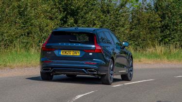 Volvo V60 estate review - pictures | Carbuyer