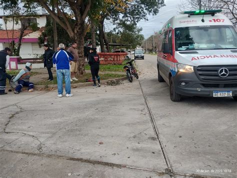 Joven Con Graves Lesiones Tras Chocar En Moto Con Un Auto Sl