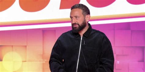 Trop Serr Cyril Hanouna Se Retrouve En Cale On En Plein Direct