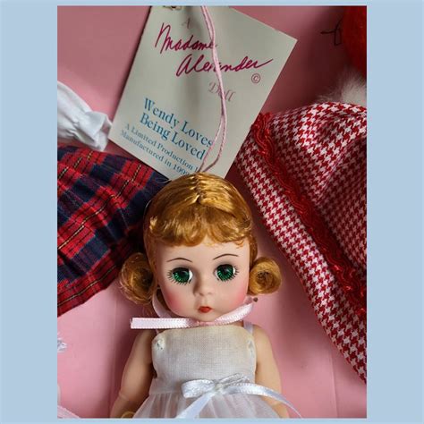 Mib Madame Alexander 8 Inch Wendy Loves Being Loved Doll With Wardrobe