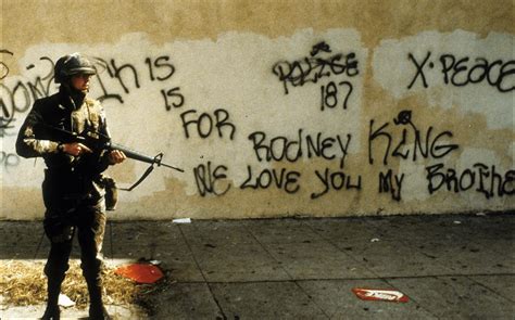 27 Photos Of The Horrific 1992 Los Angeles Riots