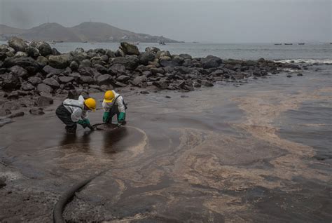 Playas Afectadas Por Derrame De Petr Leo De Repsol Todav A No Se