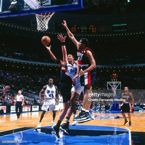 87 Rasheed Wallace 1999 Photos & High Res Pictures - Getty Images