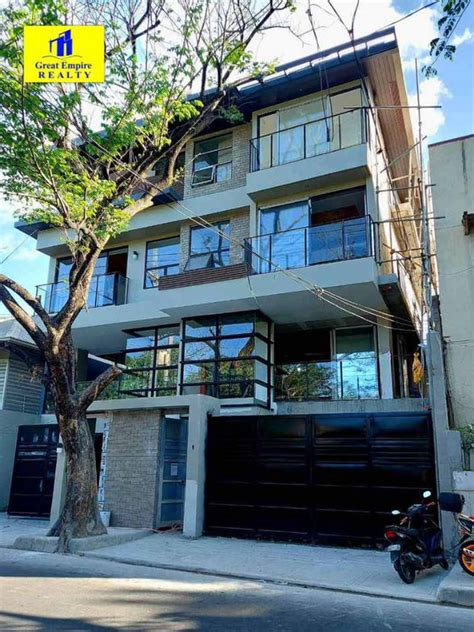 4 Car Parking House And Lot For Sale Cubao Quezon City 326 Properties