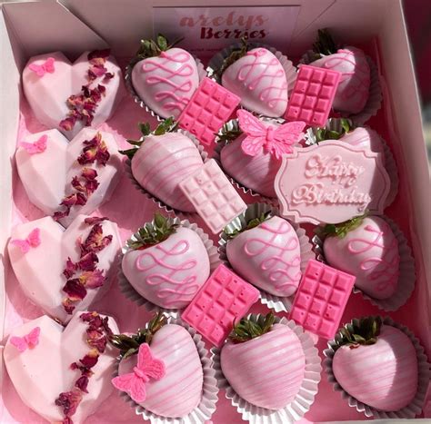 Pink Mini Breakable Hearts And Chocolate Covered Strawberries 🍓 Chocolate Covered Strawberries