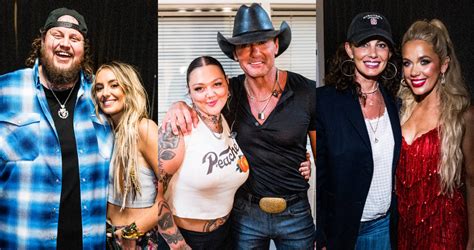 See Photos Of Jelly Roll Lainey Wilson Elle King Tim McGraw And More