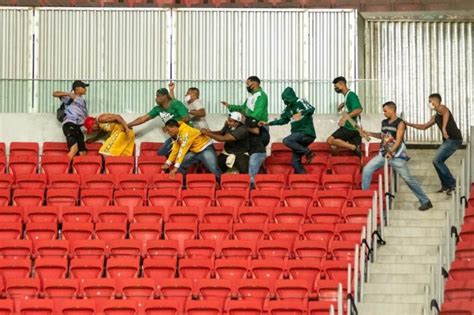 Torcida Do Gama Causa Briga Generalizada Torcedores Do Brasiliense