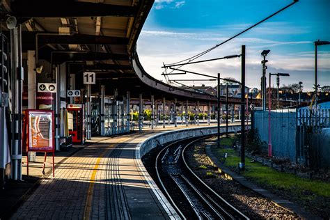 Train Station Platform Free Stock Photo - Public Domain Pictures