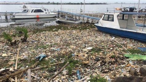 Sampah Di Marunda Kepu Bikin Muara Kbt Jadi Daratan Wartakotalive