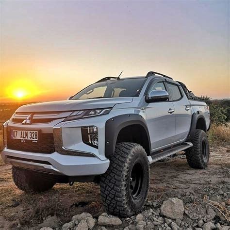 Mitsubishi L200 4X4 Off Road Extreme Driver High Performance Fast Power