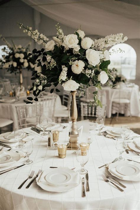 Elegant White Wedding Decor