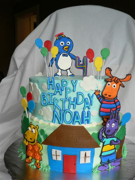 Backyardigans Cake