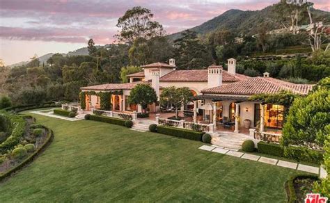 $27.9 Million Mediterranean Mansion In Santa Barbara, CA | Homes of the ...