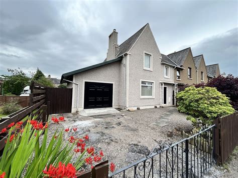 3 Bed End Terrace House For Sale In 69 Laurel Avenue Dalneigh