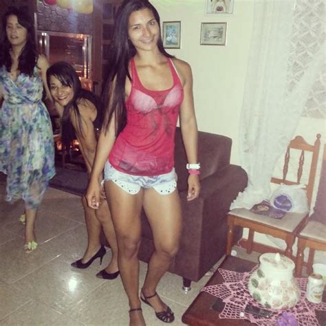 Naked Evelyn Tavares Added By Pepelepu