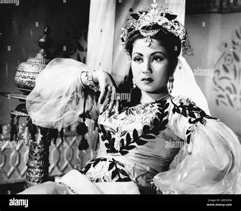 Top 999 Meena Kumari Images Amazing Collection Meena Kumari Images Full 4k