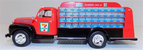 First Gear 1951 Ford Bottlers Truck 7 11 Stores Limited Edition 19