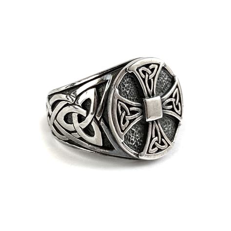 Canterbury Cross Sterling Silver Ring » County Argyle