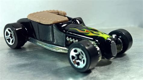Hot Wheels Toy Car With Flames
