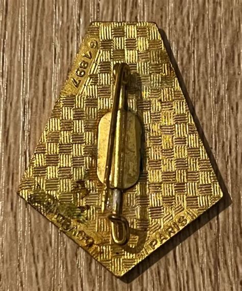 INSIGNE MILITAIRE PUCELLE 33 régiment dinfanterie de marine RIMA EUR 3