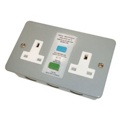 Eterna Twsrcdmc 13amp Surface Metal Clad Rcd Twin Socket