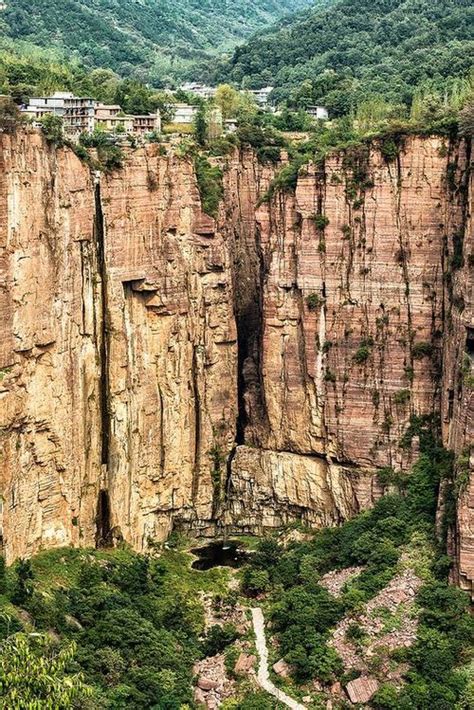 Cliffs Of Guoliang Tunnel Road Taihang Mountains Henan Province Of