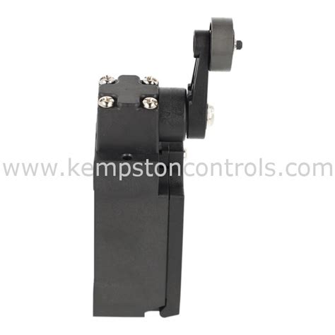 Omron D4N 1120 LIMIT SWITCH ROLLER LEVER 1NC 1NO SNAP ACTION PG13