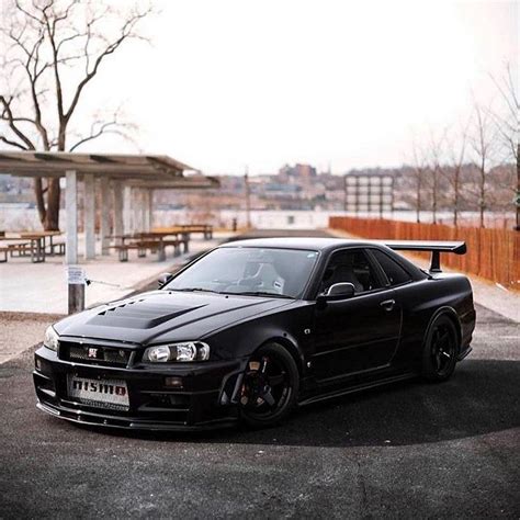 Nissan Skyline GT-R R34 Nismo. : r/carporn