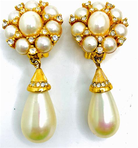 Vintage Christian Dior Signed Iridescent Faux Pearl D Gem