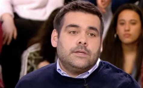 Matthieu Lartot Atteint D Un Cancer Le Journaliste Annonce Son